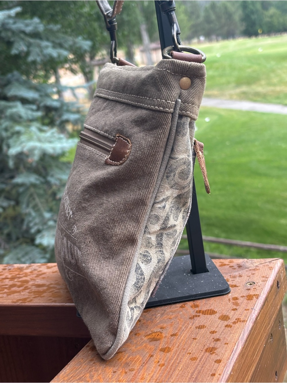 Myra Vintage-Inspired Beige Canvas Crossbody Bag with Leather Accents - Picture 10 of 11